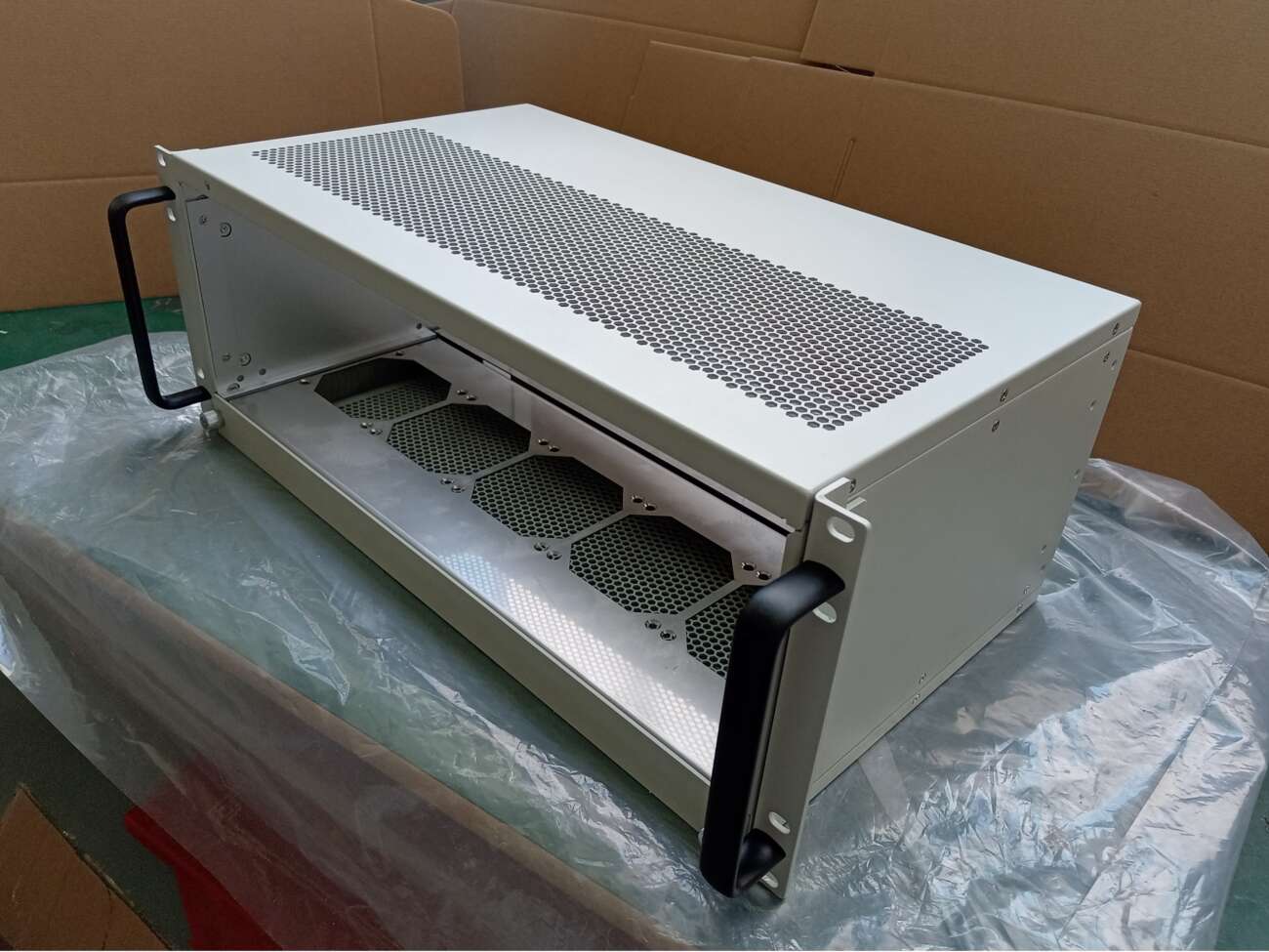 1U rack mount chassis with customization